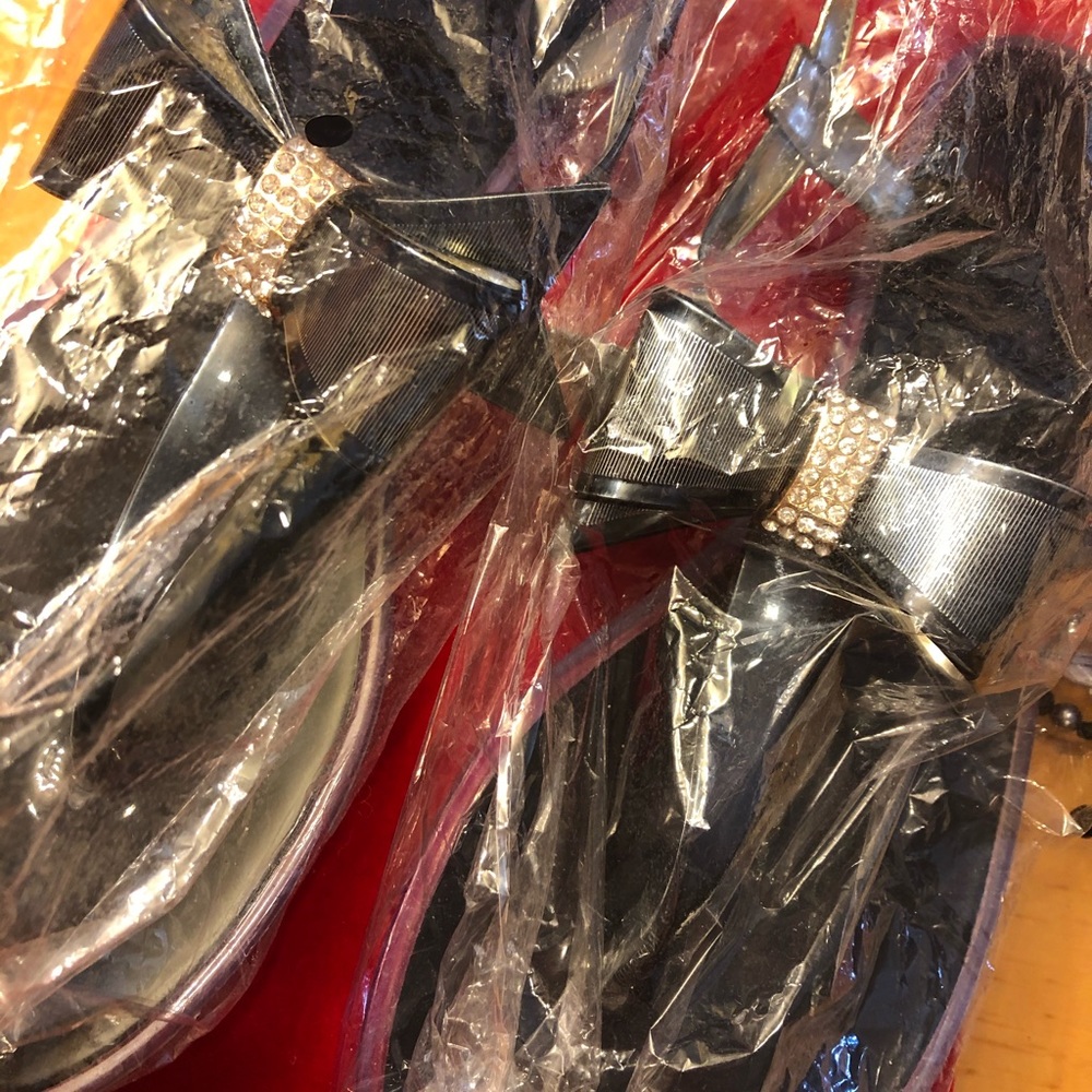 🖤🔥🤍LADIES STYLISH SANDALS 🤍🔥🖤 - Picture 2 of 5